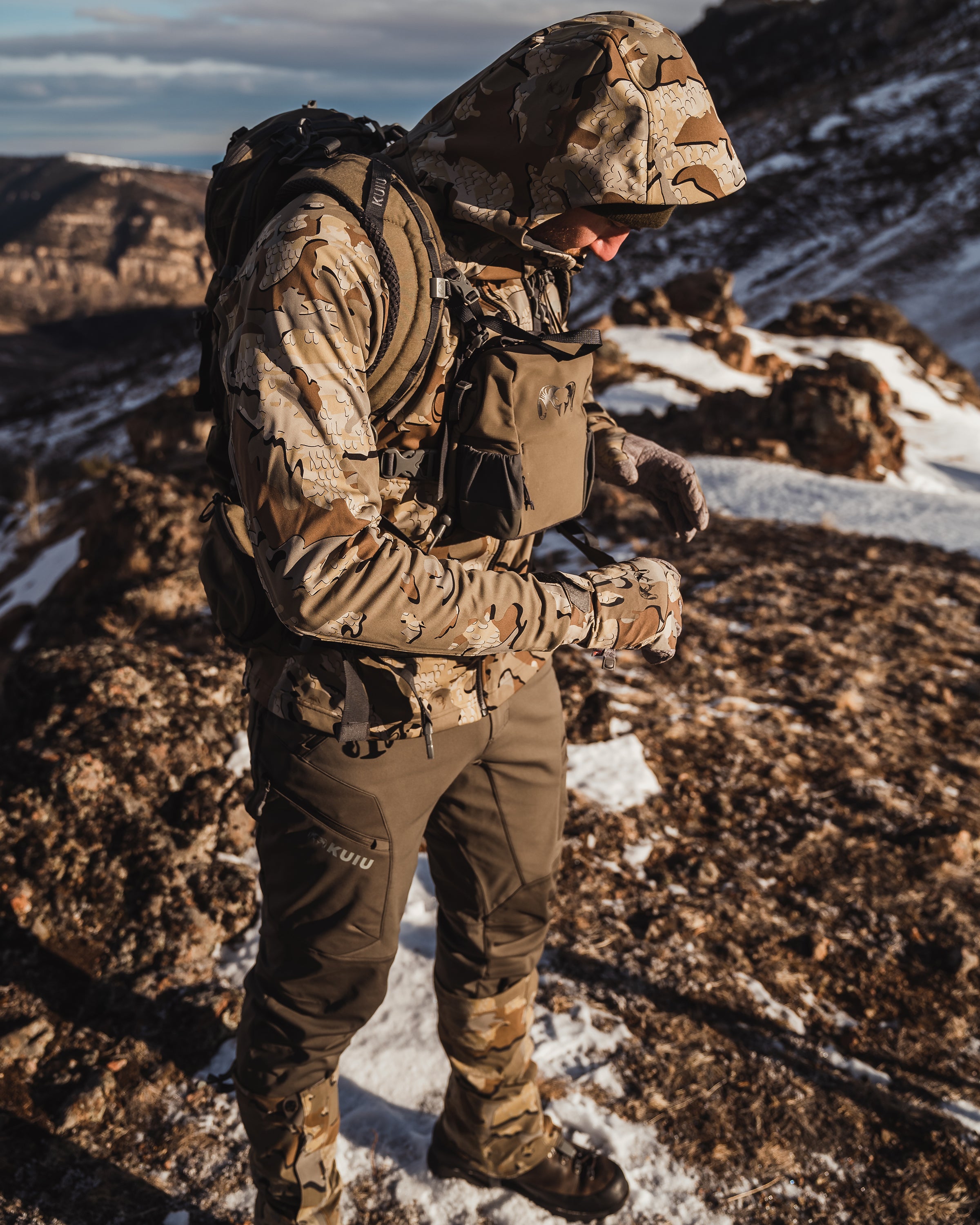 Axis Hybrid Hooded Jacket | Gunmetal - Image 6